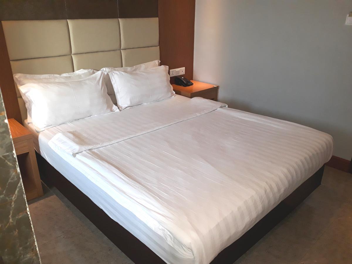 Mustika Gajah Mada Hotel Jakarta Exterior photo