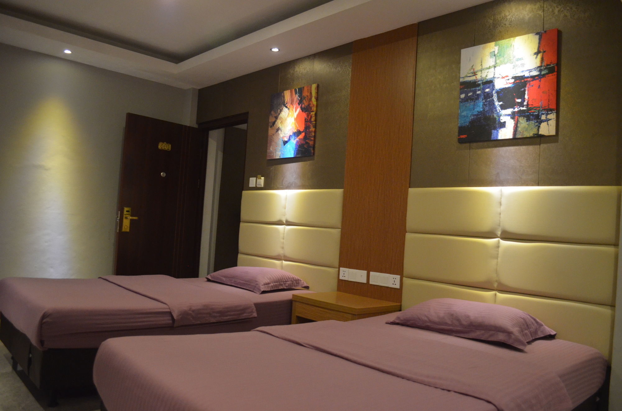 Mustika Gajah Mada Hotel Jakarta Exterior photo